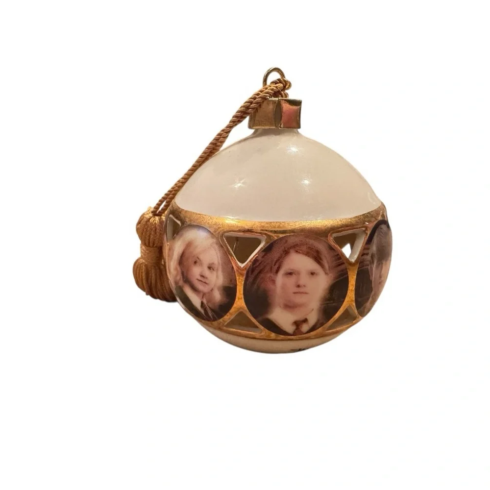 Wizarding World of Harry Potter Official Ceramic Hogwarts Gold Tassel Ornament